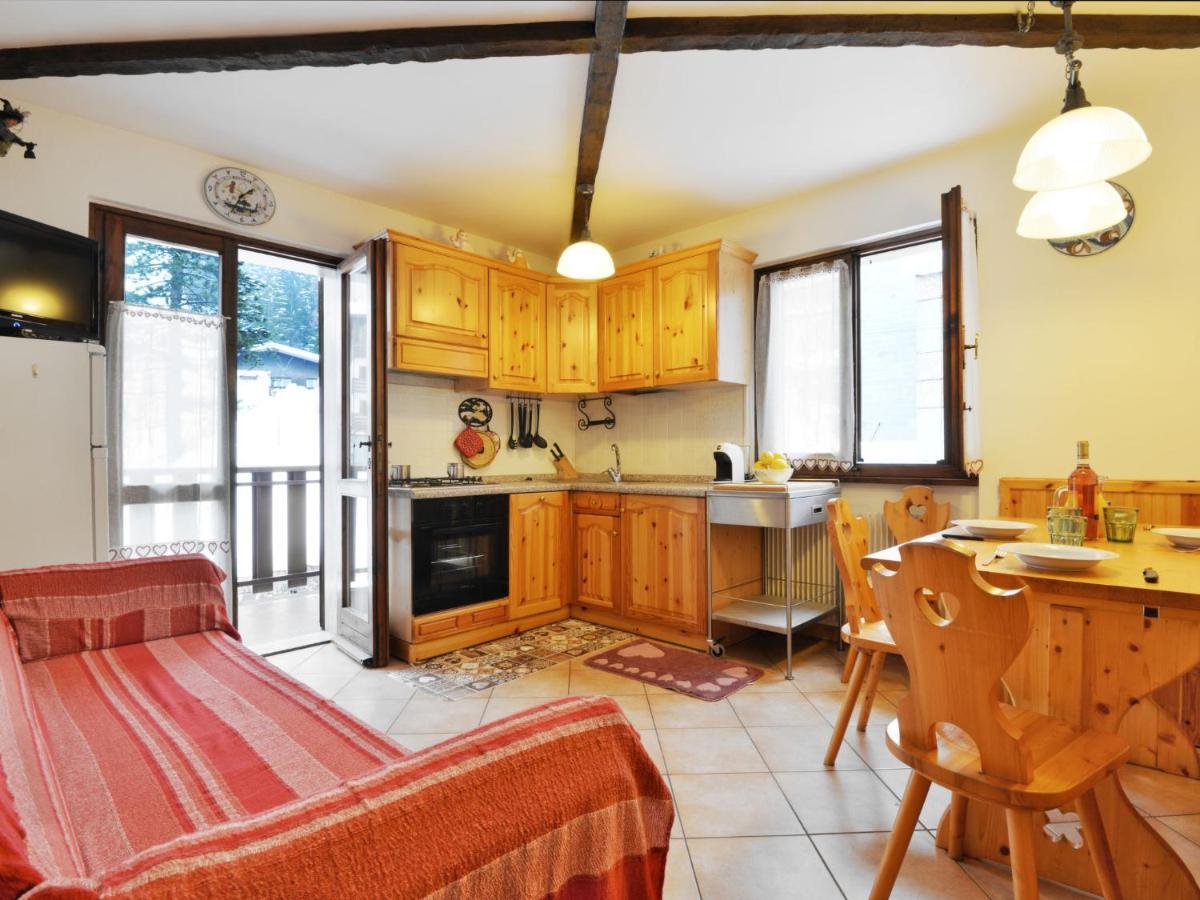 Apartment Condominio Al Parco-4 By Interhome カナツェーイ エクステリア 写真